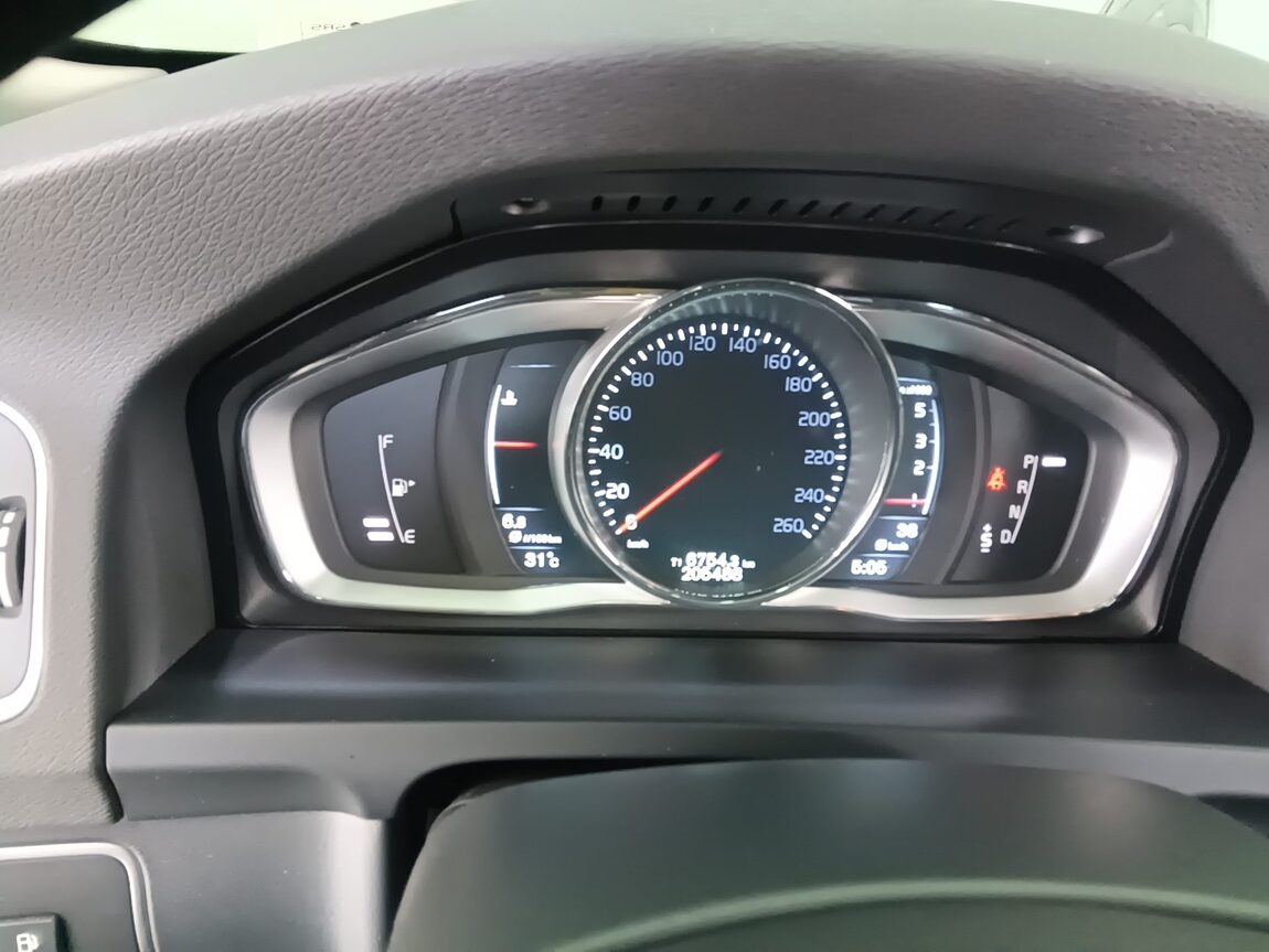 VOLVO V60 D3 MOMENTUM 2016 - zdjęcie 9