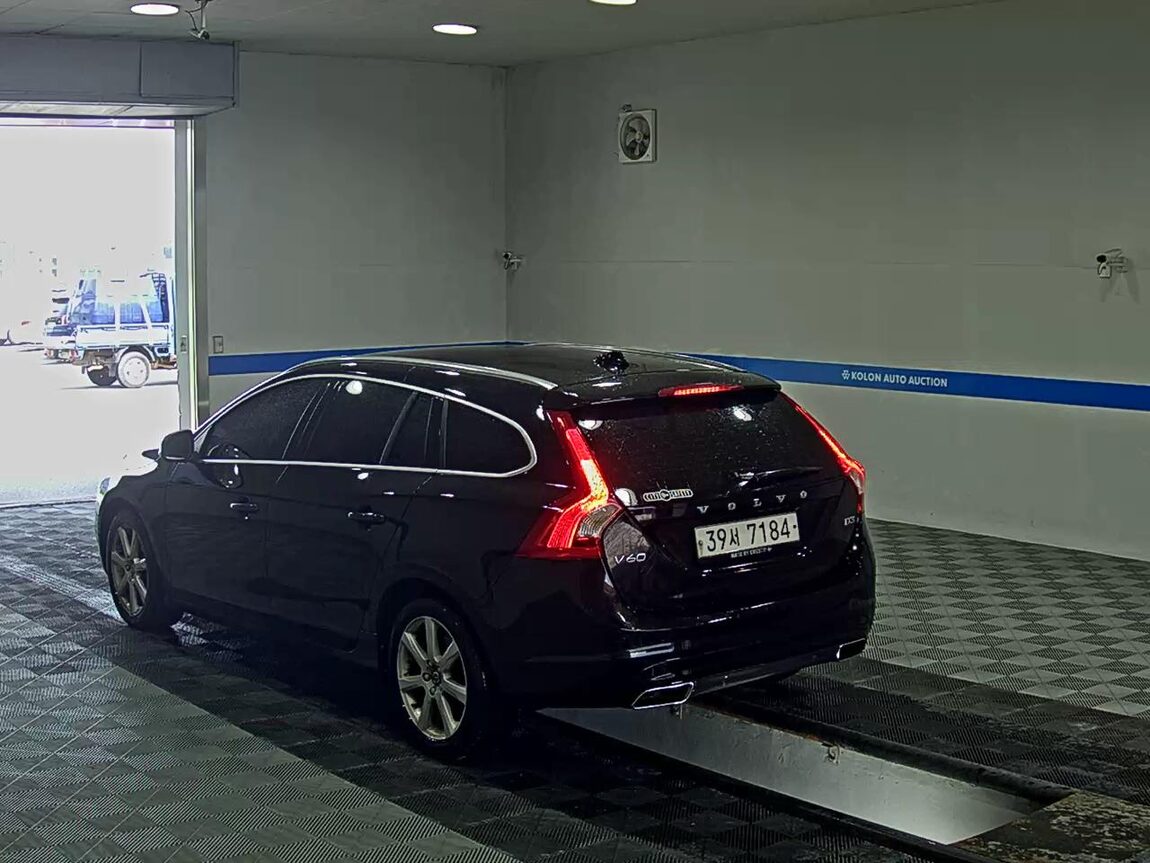 VOLVO V60 D3 MOMENTUM 2016 - zdjęcie 6