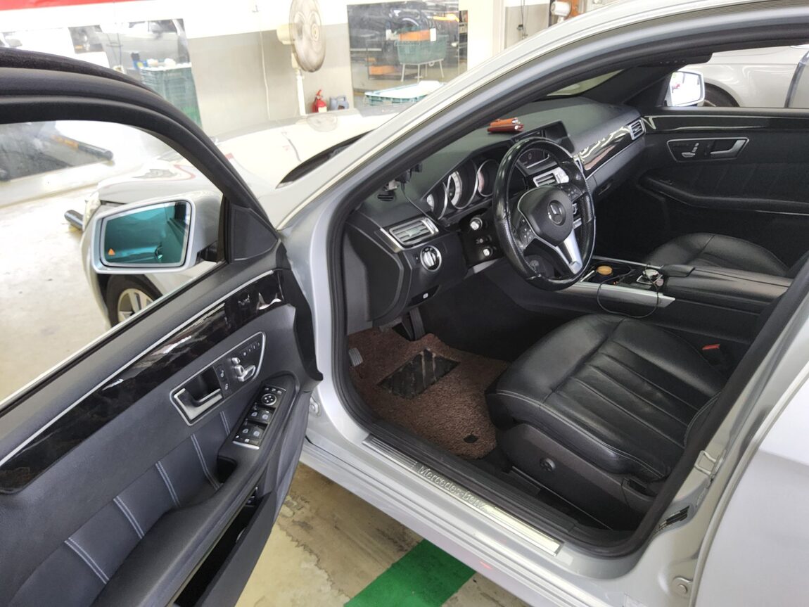 MERCEDES-BENZ E-CLASS (4TH GEN) E250 CDI 4MATIC 2014 - zdjęcie 10