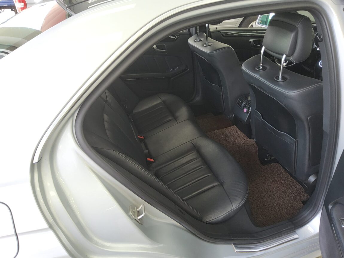 MERCEDES-BENZ E-CLASS (4TH GEN) E250 CDI 4MATIC 2014 - zdjęcie 13