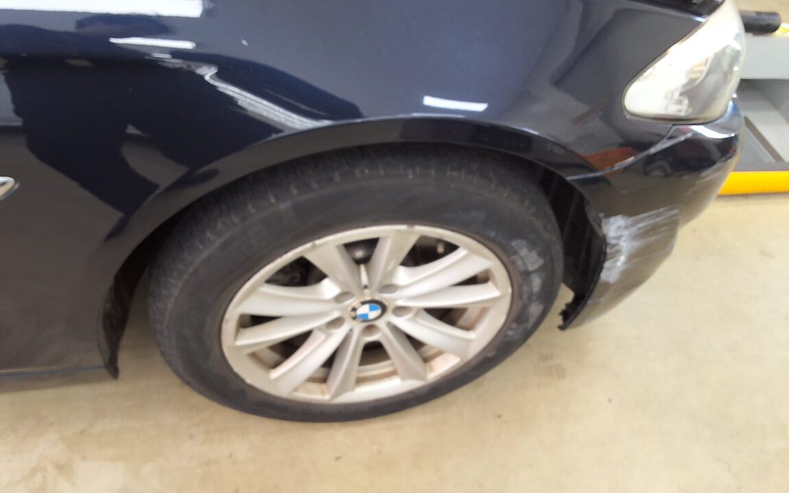 BMW 5 SERIES (6TH GEN) 520d 2013 - zdjęcie 27