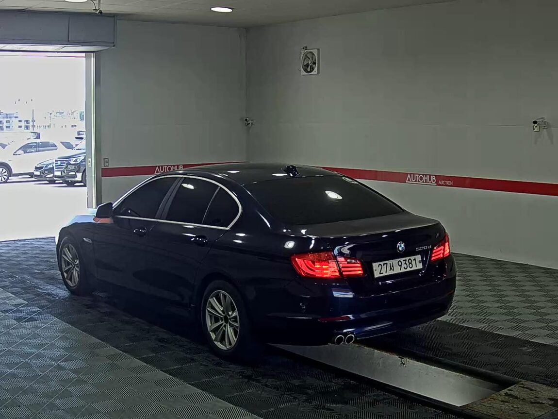 BMW 5 SERIES (6TH GEN) 520d 2013 - zdjęcie 6