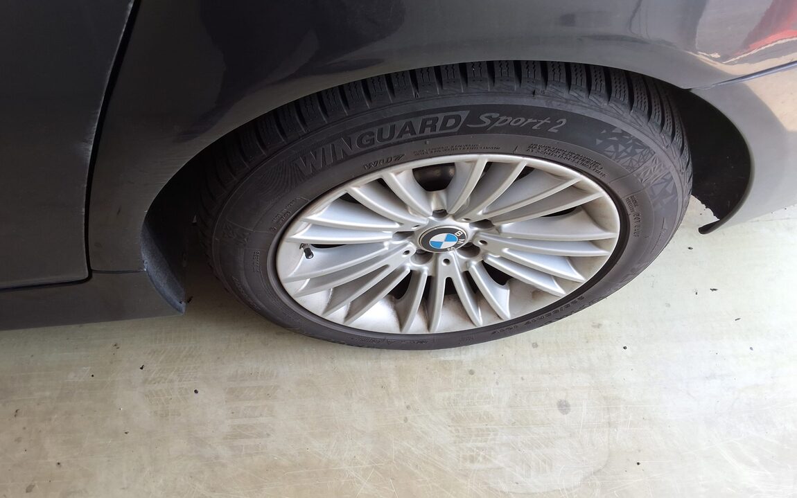 BMW 5 SERIES (6TH GEN) 520d 2015 - zdjęcie 25