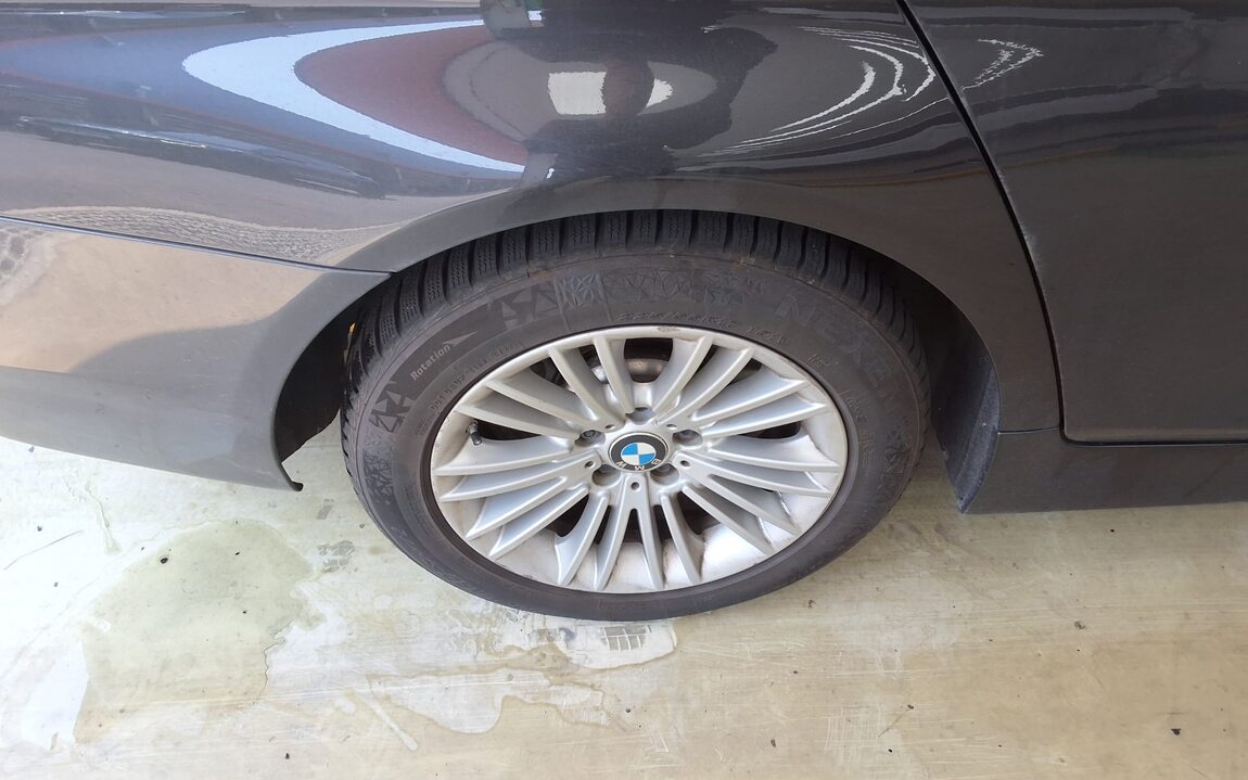 BMW 5 SERIES (6TH GEN) 520d 2015 - zdjęcie 27