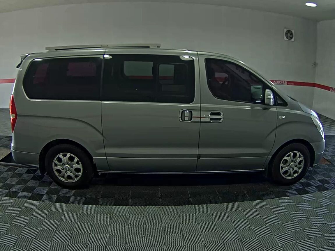 HYUNDAI GRAND STAREX 12-SEATER DIESEL CVX VALUE 2011 - zdjęcie 4