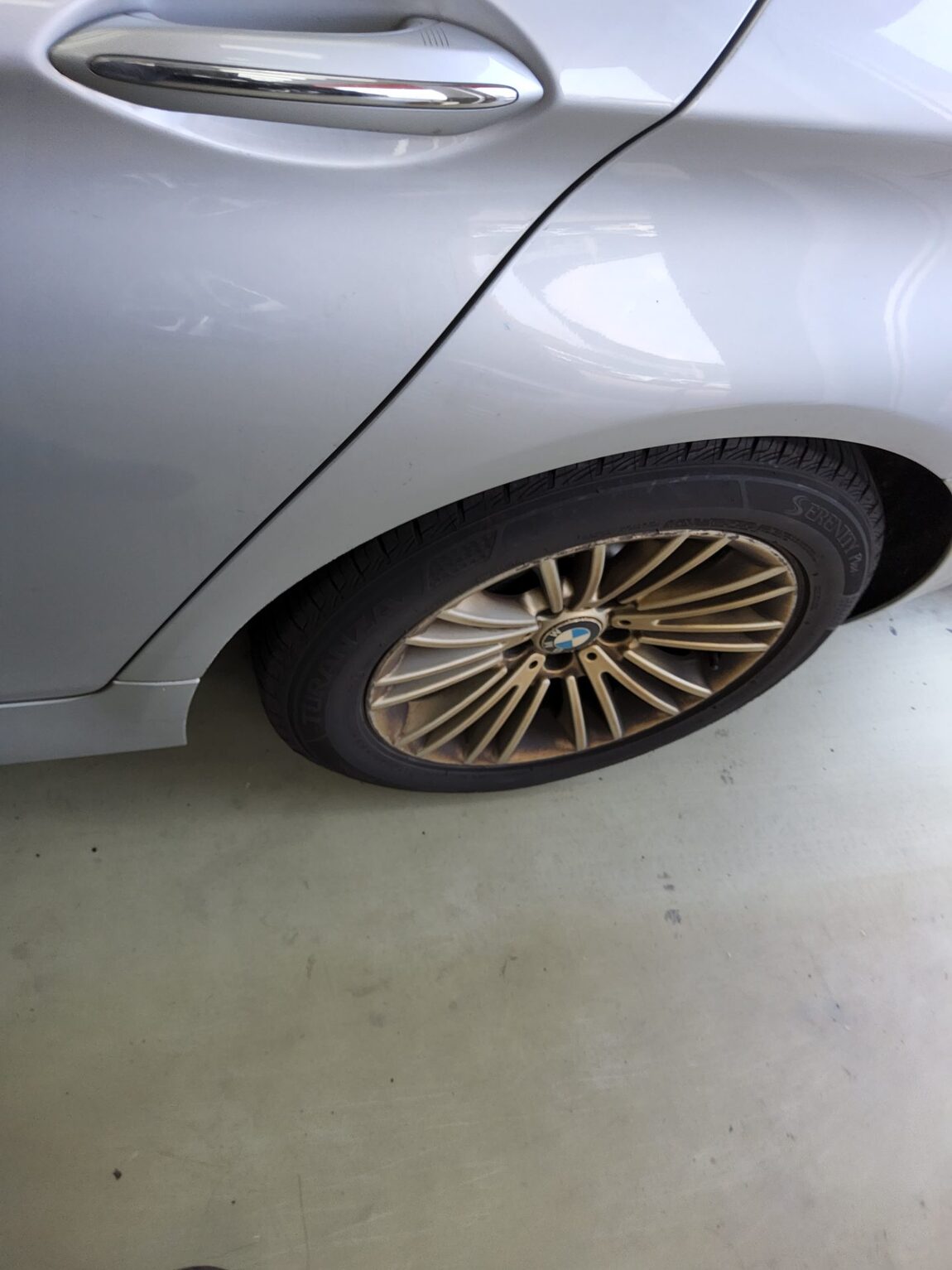 BMW 5 SERIES (6TH GEN) 520d xDRIVE 2014 - zdjęcie 21