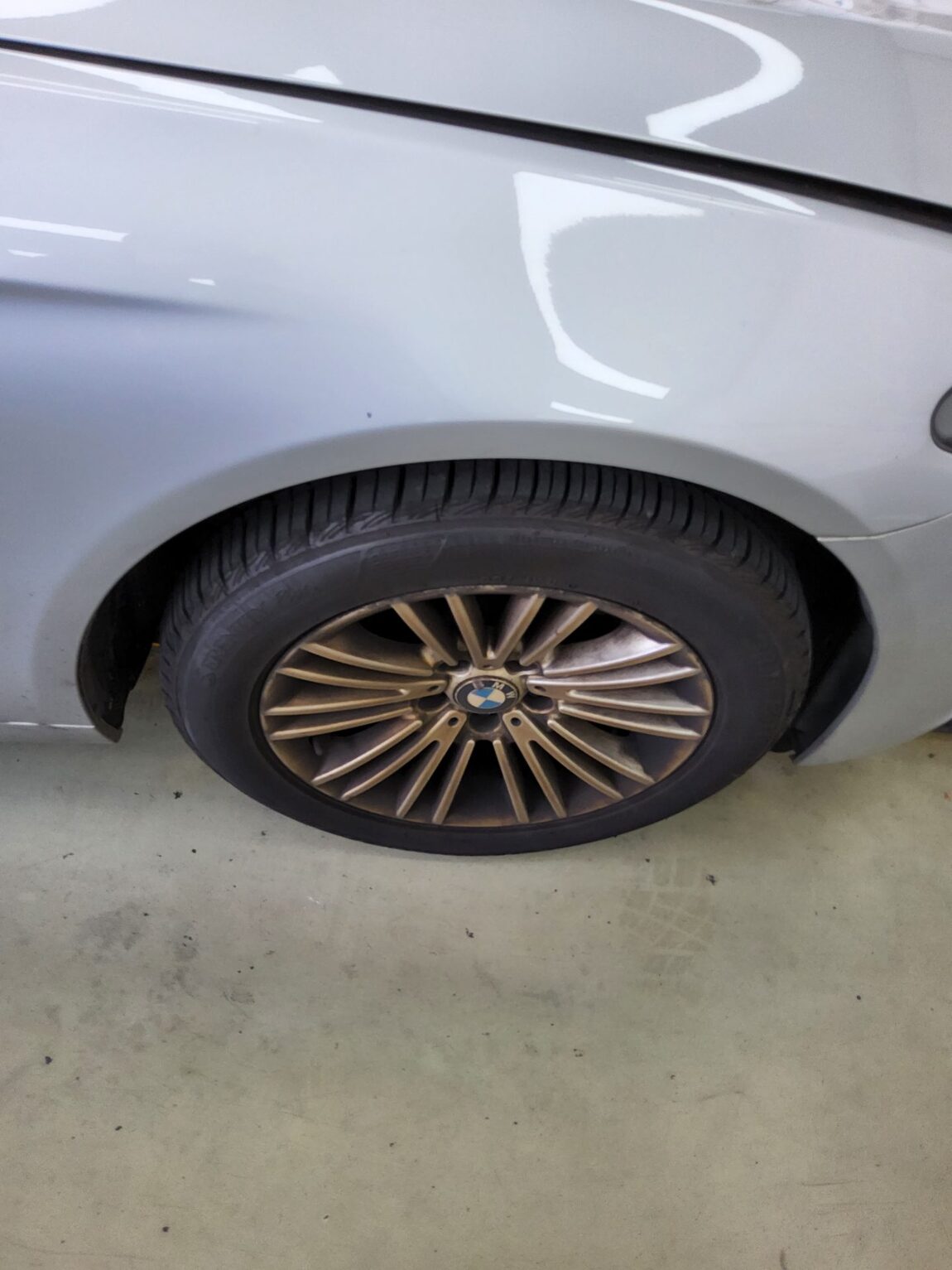 BMW 5 SERIES (6TH GEN) 520d xDRIVE 2014 - zdjęcie 22