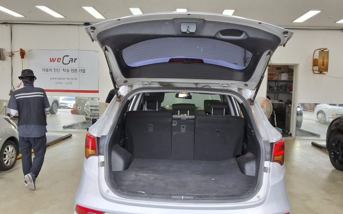 HYUNDAI SANTA FE THE PRIME DIESEL R2.0 2WD PREMIUM 2018 - zdjęcie 15