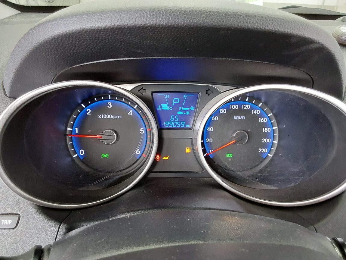 HYUNDAI NEW TUCSON ix DIESEL R2.0 2WD SMART SPECIAL 2014 - zdjęcie 9