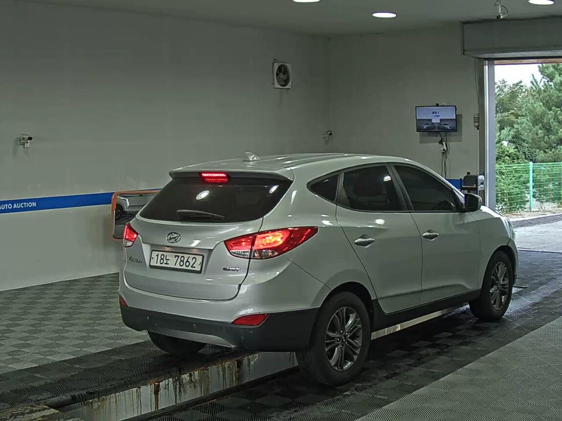 HYUNDAI NEW TUCSON ix DIESEL R2.0 2WD SMART SPECIAL 2014 - zdjęcie 5