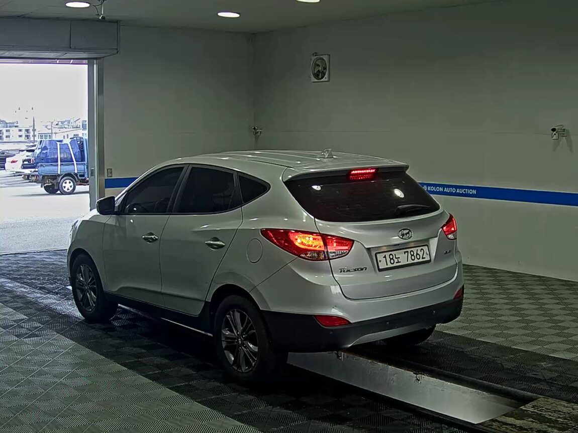 HYUNDAI NEW TUCSON ix DIESEL R2.0 2WD SMART SPECIAL 2014 - zdjęcie 6