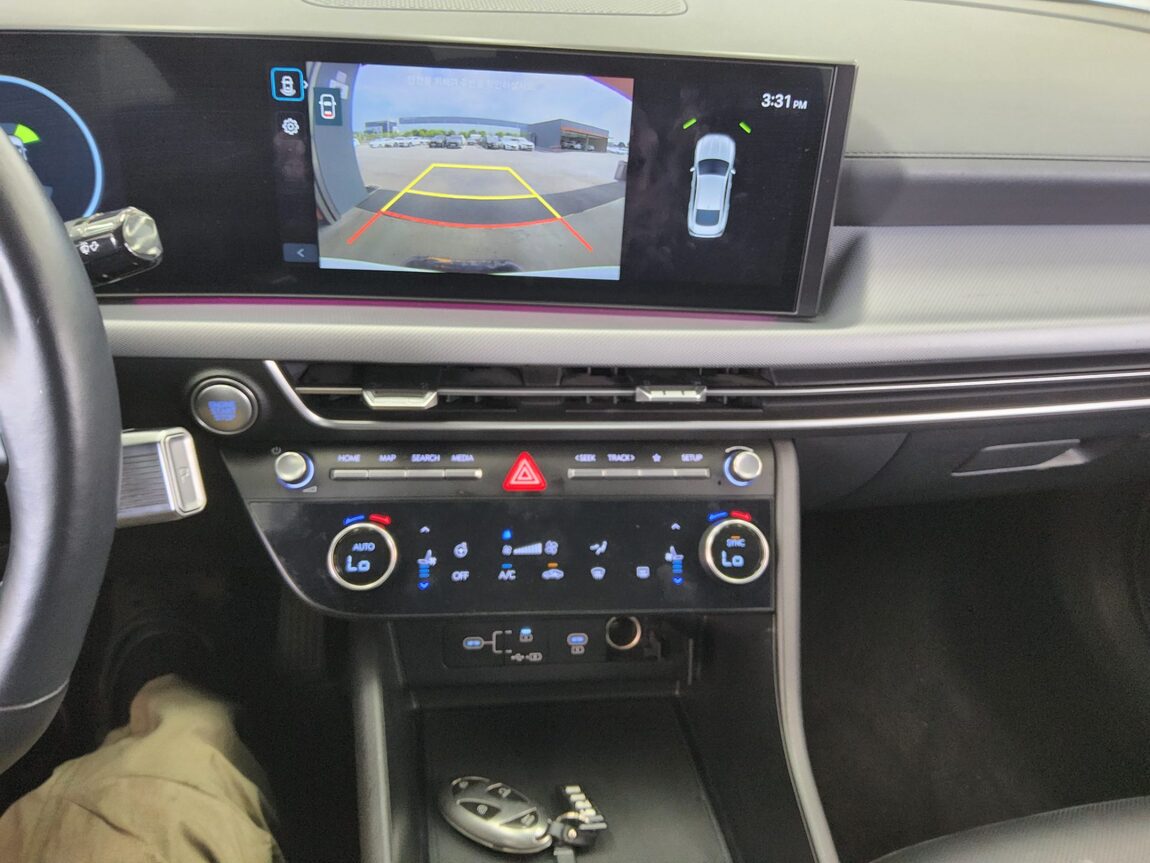 HYUNDAI SONATA THE EDGE GASOLINE 2.0 PREMIUM 2024 - zdjęcie 18