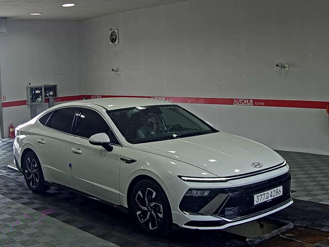 HYUNDAI SONATA THE EDGE GASOLINE 2.0 PREMIUM 2024 - zdjęcie 3