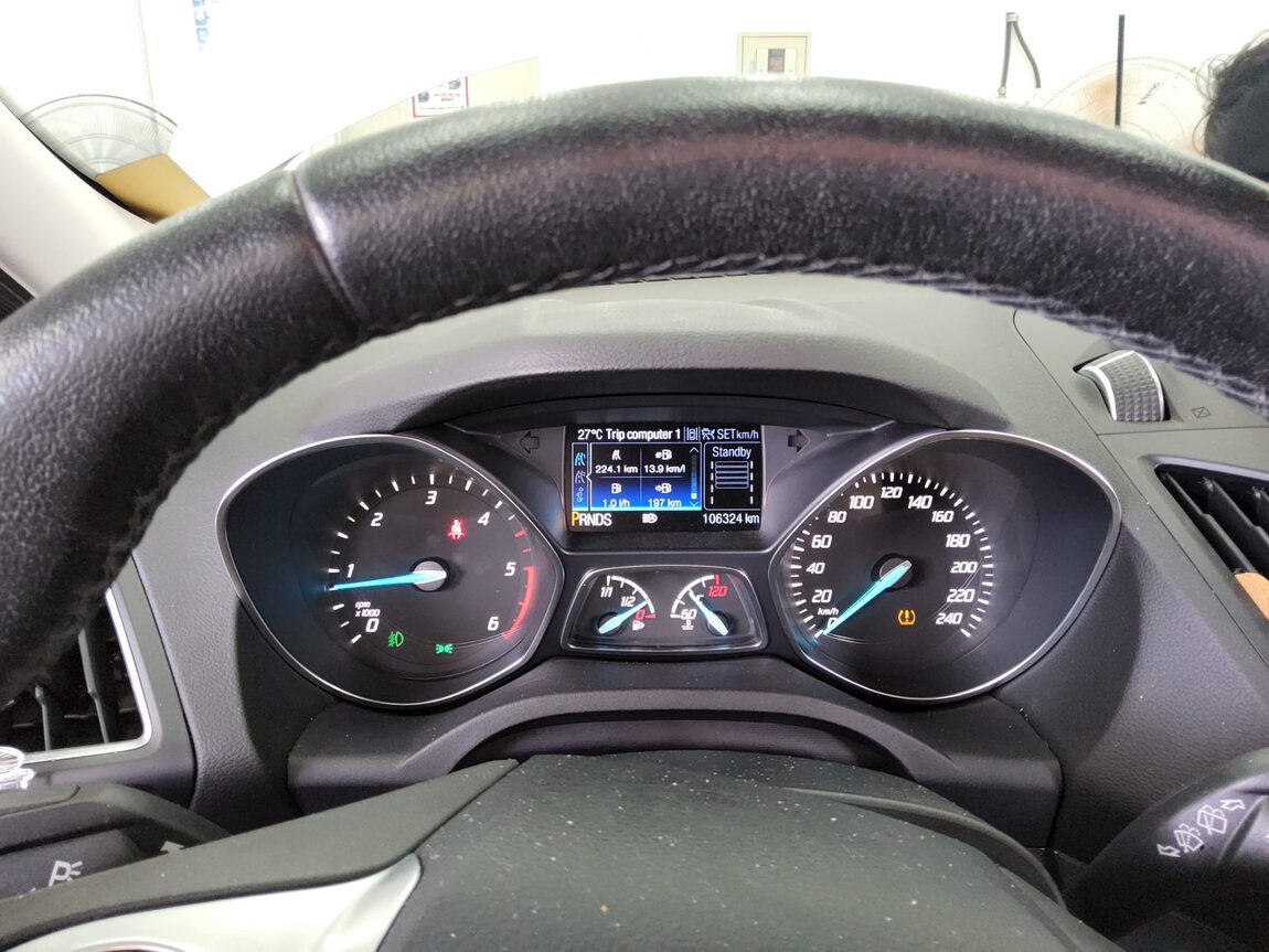 FORD KUGA 2.0 DIESEL TREND 2016 - zdjęcie 9
