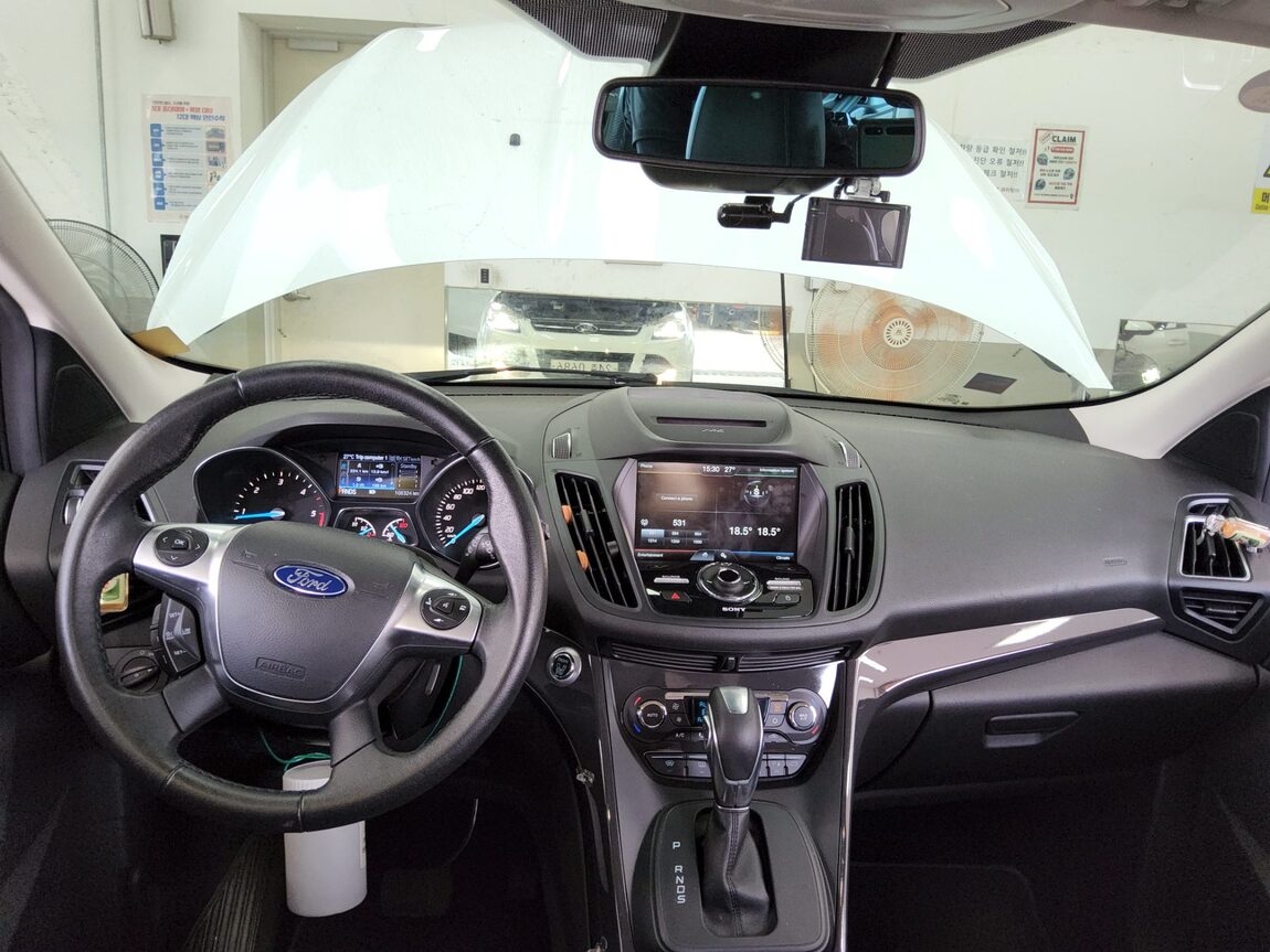 FORD KUGA 2.0 DIESEL TREND 2016 - zdjęcie 11