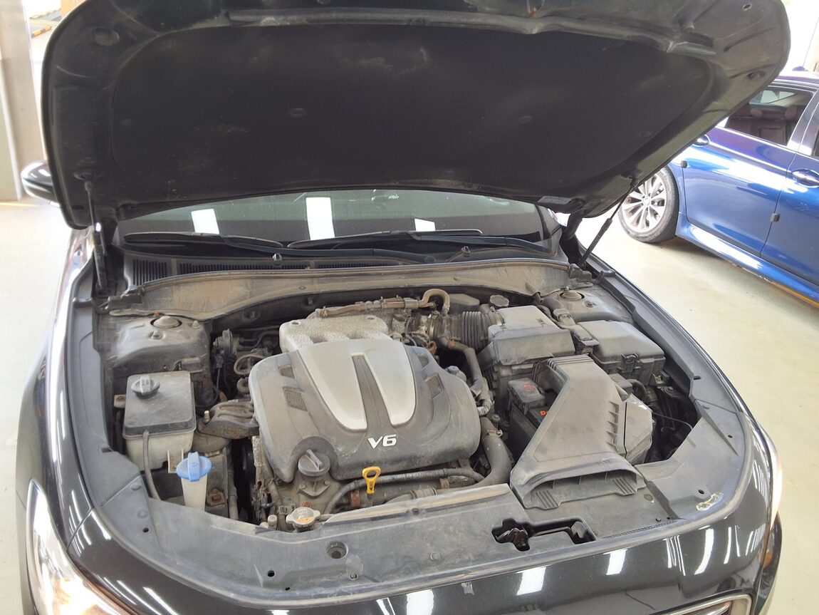 HYUNDAI GRANDEUR IG 3.0 LPi RENTAL CAR MODERN 2018 - zdjęcie 18