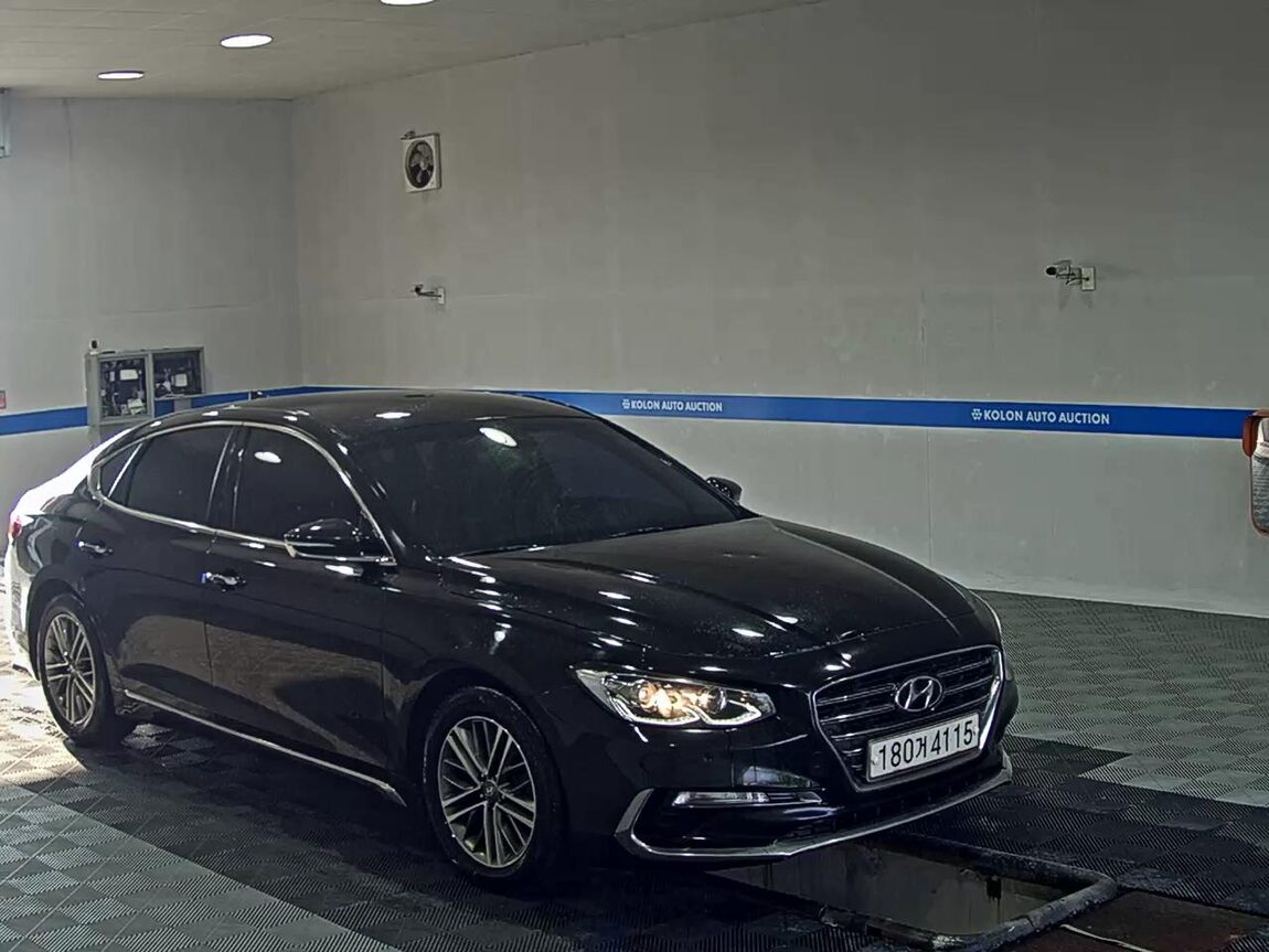 HYUNDAI GRANDEUR IG 3.0 LPi RENTAL CAR MODERN 2018 - zdjęcie 3