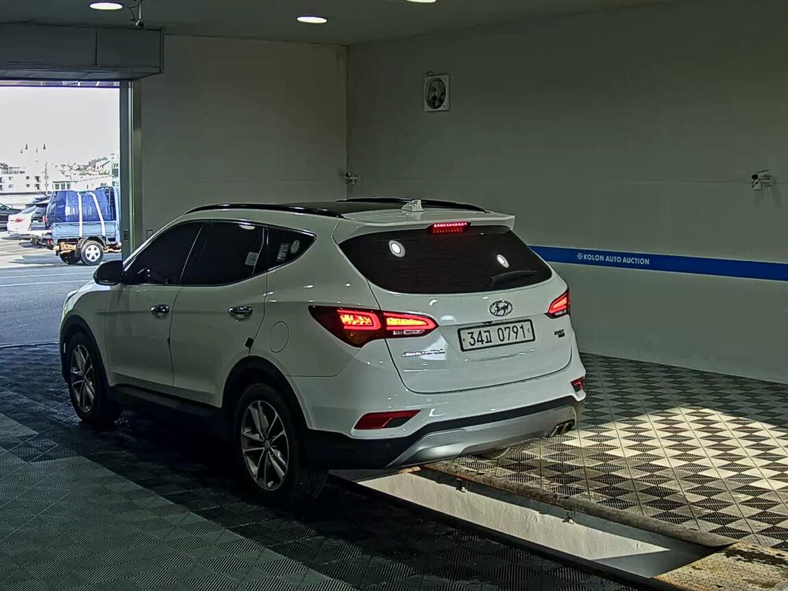 HYUNDAI SANTA FE THE PRIME DIESEL R2.0 4WD EXCLUSIVE 2016 - zdjęcie 6