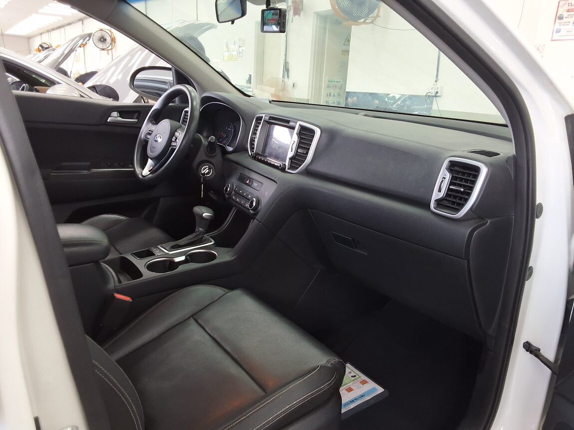 KIA NEW SPORTAGE R2.0 2WD TRENDY 2016 - zdjęcie 14