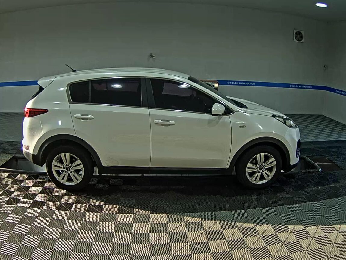 KIA NEW SPORTAGE R2.0 2WD TRENDY 2016 - zdjęcie 4
