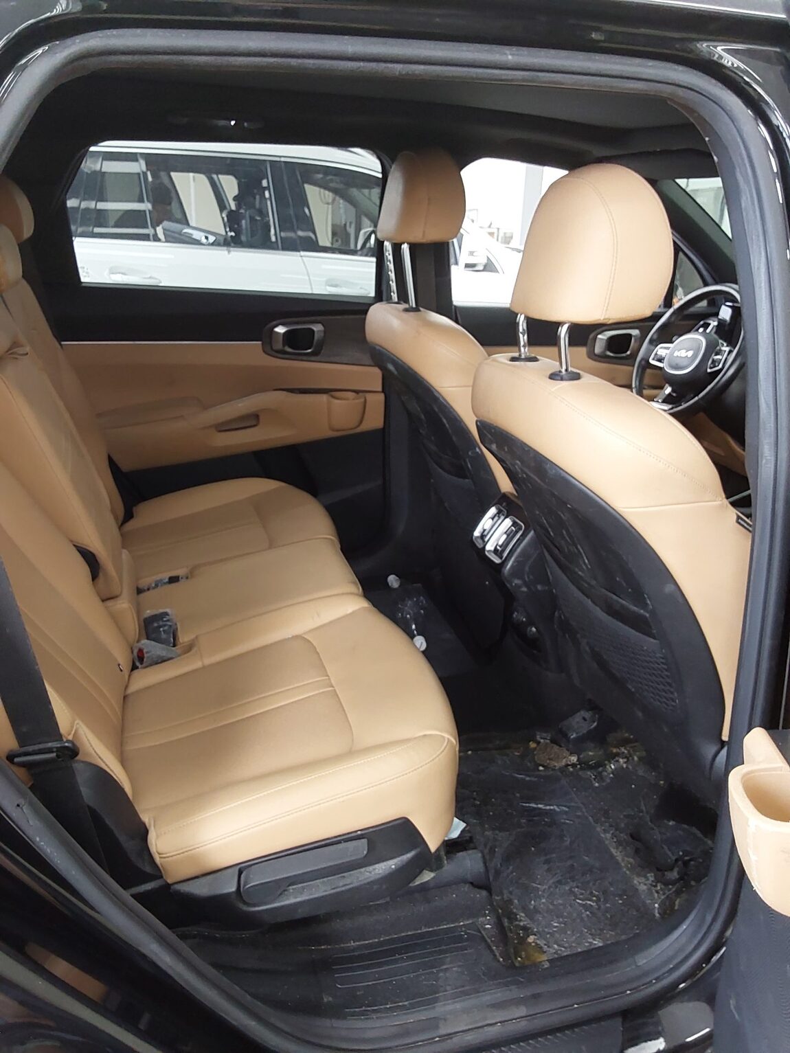 KIA NEW SORENTO (MQ4) 2.2 DIESEL 2WD PRESTIGE 2022 - zdjęcie 13