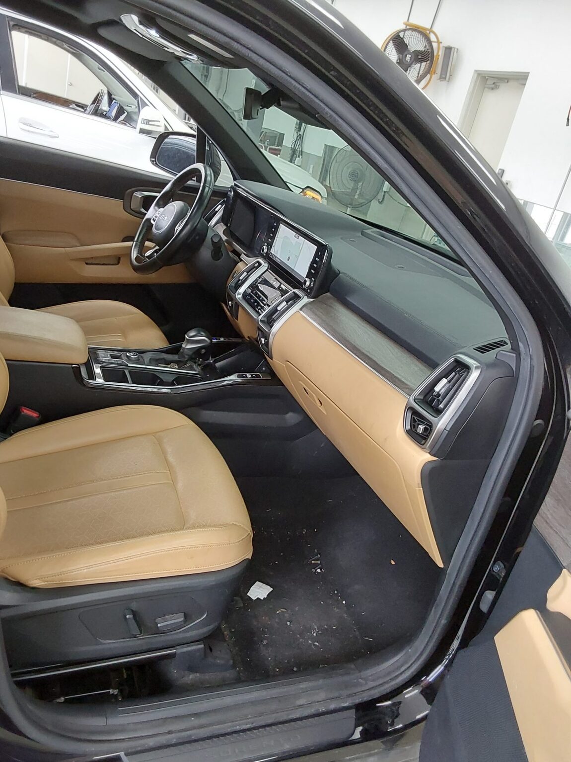 KIA NEW SORENTO (MQ4) 2.2 DIESEL 2WD PRESTIGE 2022 - zdjęcie 14