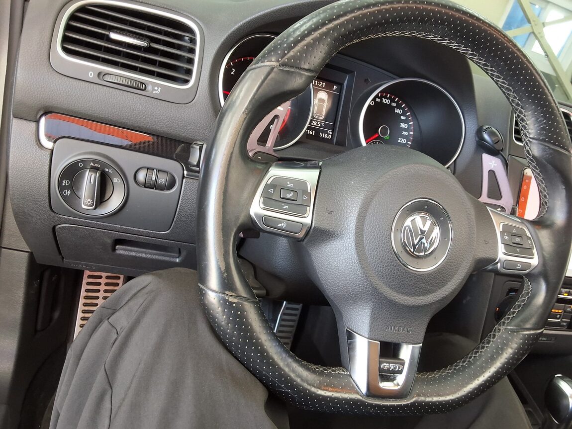 VOLKSWAGEN GOLF (6TH GEN) 2.0 GTD 2013 - zdjęcie 23