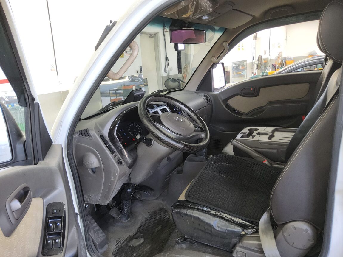 HYUNDAI PORTER II CRDi DOUBLE CAB EXTRA LONG WHEELBASE SMART 2022 - zdjęcie 10
