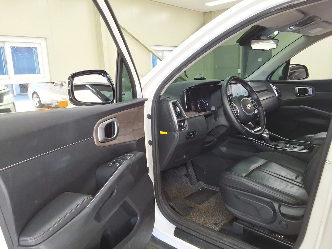 KIA NEW SORENTO (MQ4) 2.2 DIESEL 2WD TRENDY 2021 - zdjęcie 11