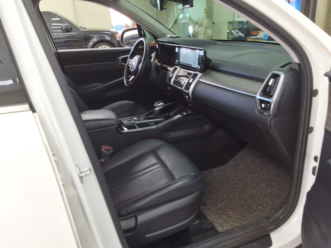 KIA NEW SORENTO (MQ4) 2.2 DIESEL 2WD TRENDY 2021 - zdjęcie 15