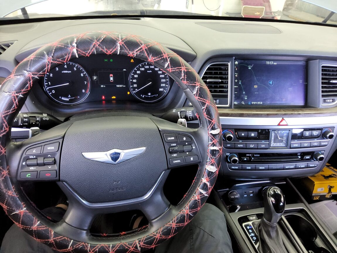 HYUNDAI GENESIS DH G330 AWD PREMIUM 2015 - zdjęcie 17