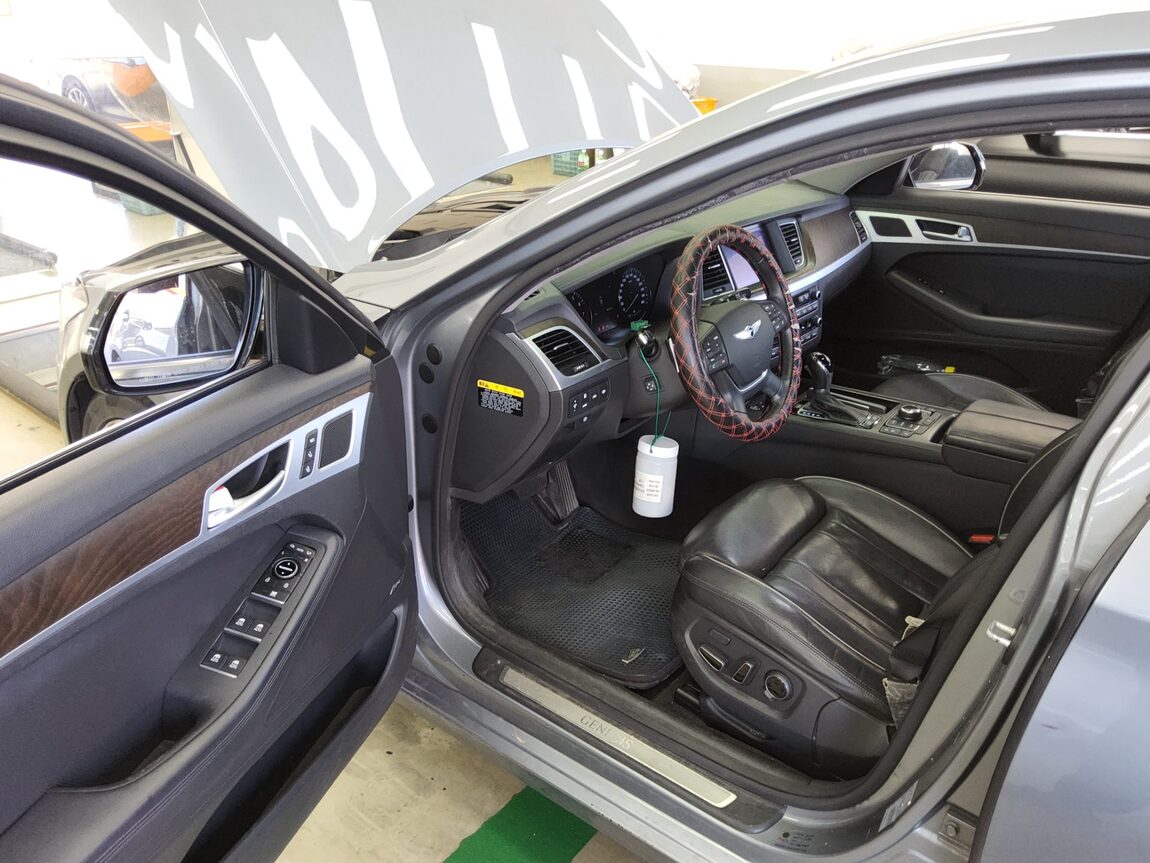 HYUNDAI GENESIS DH G330 AWD PREMIUM 2015 - zdjęcie 10