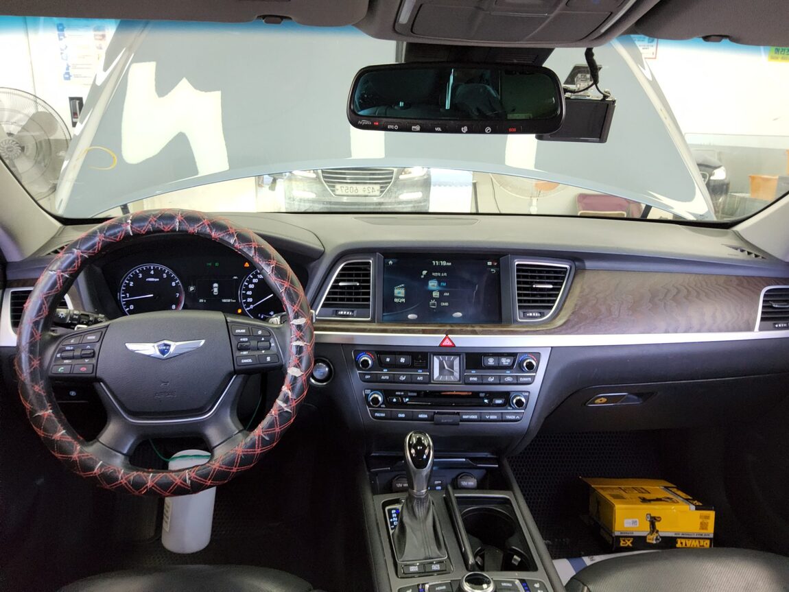 HYUNDAI GENESIS DH G330 AWD PREMIUM 2015 - zdjęcie 11