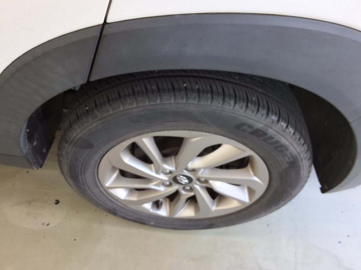 HYUNDAI ALL NEW TUCSON DIESEL 1.7 2WD MODERN 2016 - zdjęcie 23