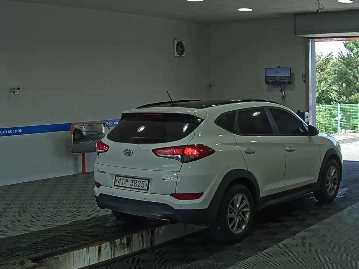 HYUNDAI ALL NEW TUCSON DIESEL 1.7 2WD MODERN 2016 - zdjęcie 5