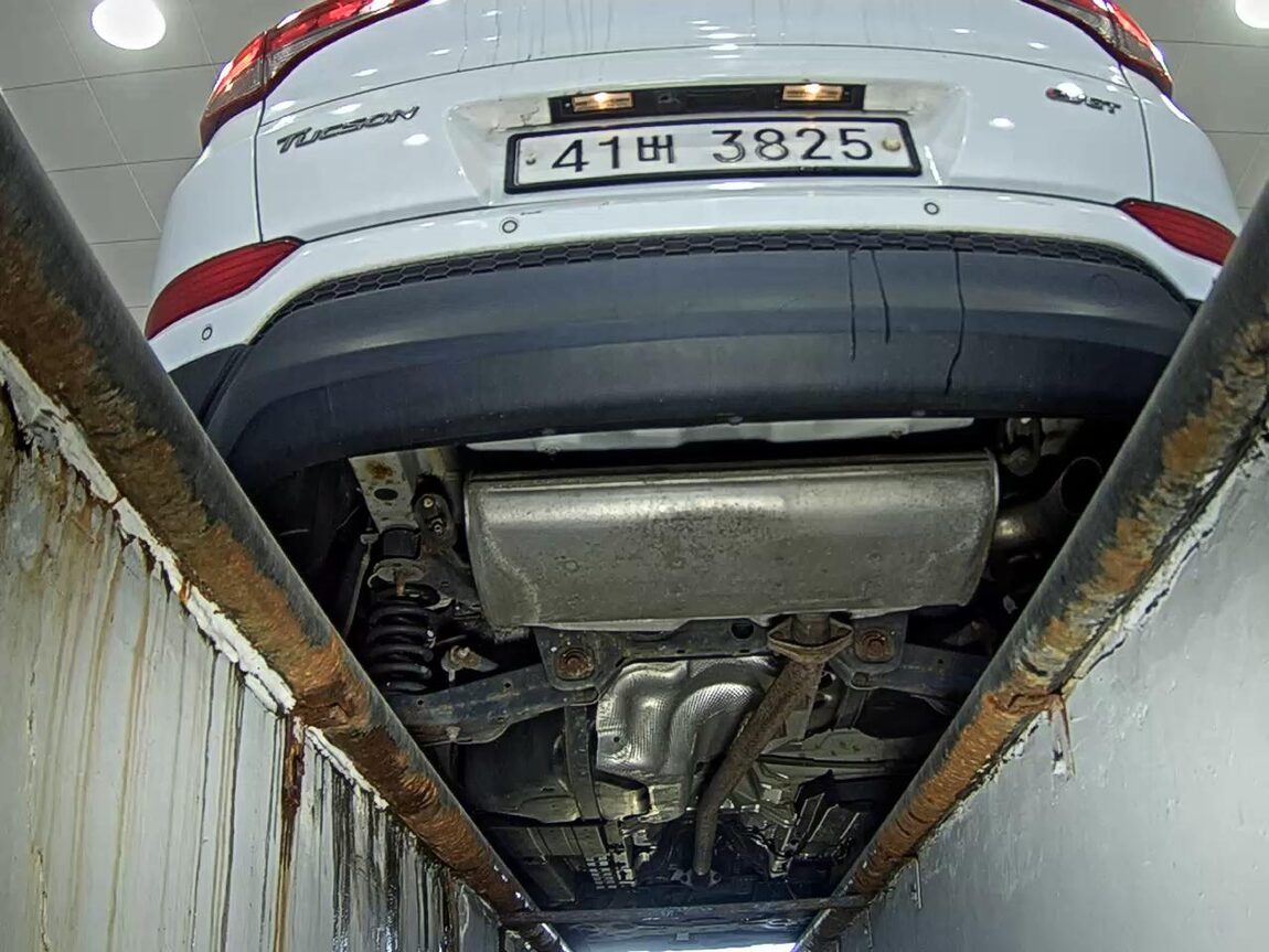 HYUNDAI ALL NEW TUCSON DIESEL 1.7 2WD MODERN 2016 - zdjęcie 8