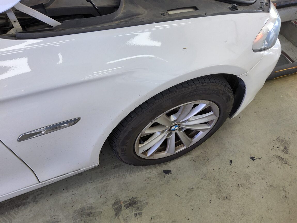 BMW 5 SERIES (6TH GEN) 520d 2013 - zdjęcie 24