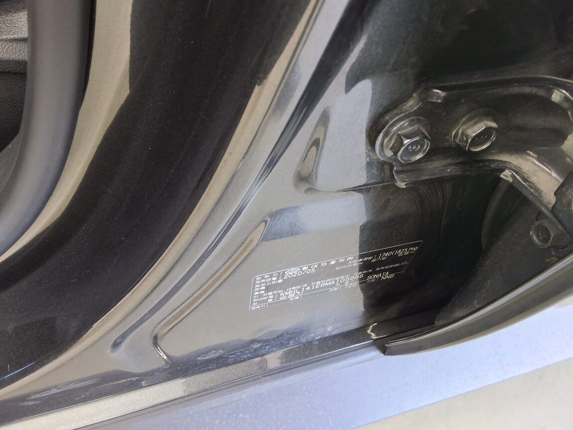 HYUNDAI SONATA (DN8) G2.0 PREMIUM FAMILY 2021 - zdjęcie 16