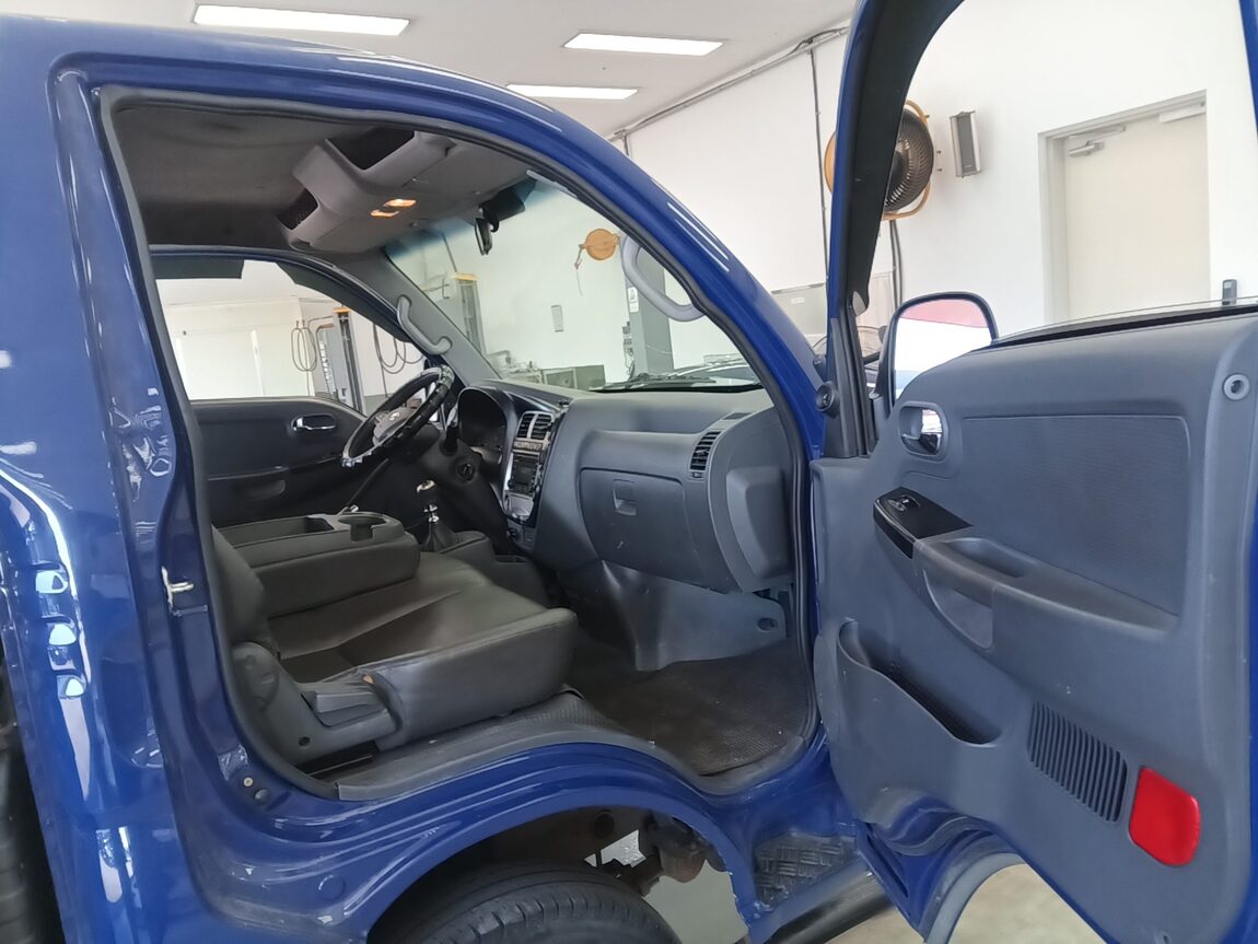 KIA BONGO III CARGO 1.2 TON STANDARD CAB EXTRA LONG WHEELBASE 2014 - zdjęcie 14