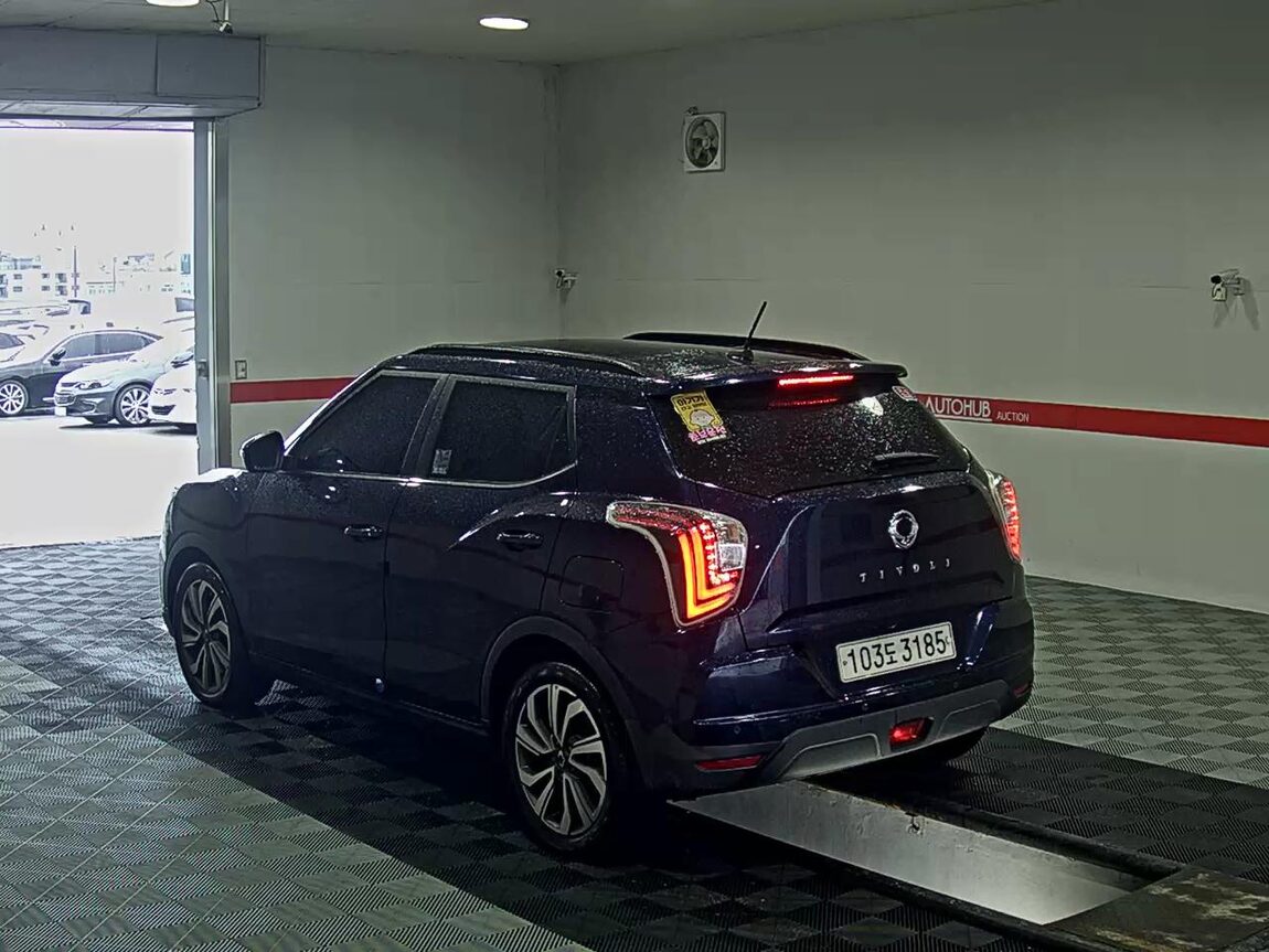 KG MOBILITY (SSANGYONG) VERY NEW TIVOLI 1.6 DIESEL 2WD V3 2021 - zdjęcie 6