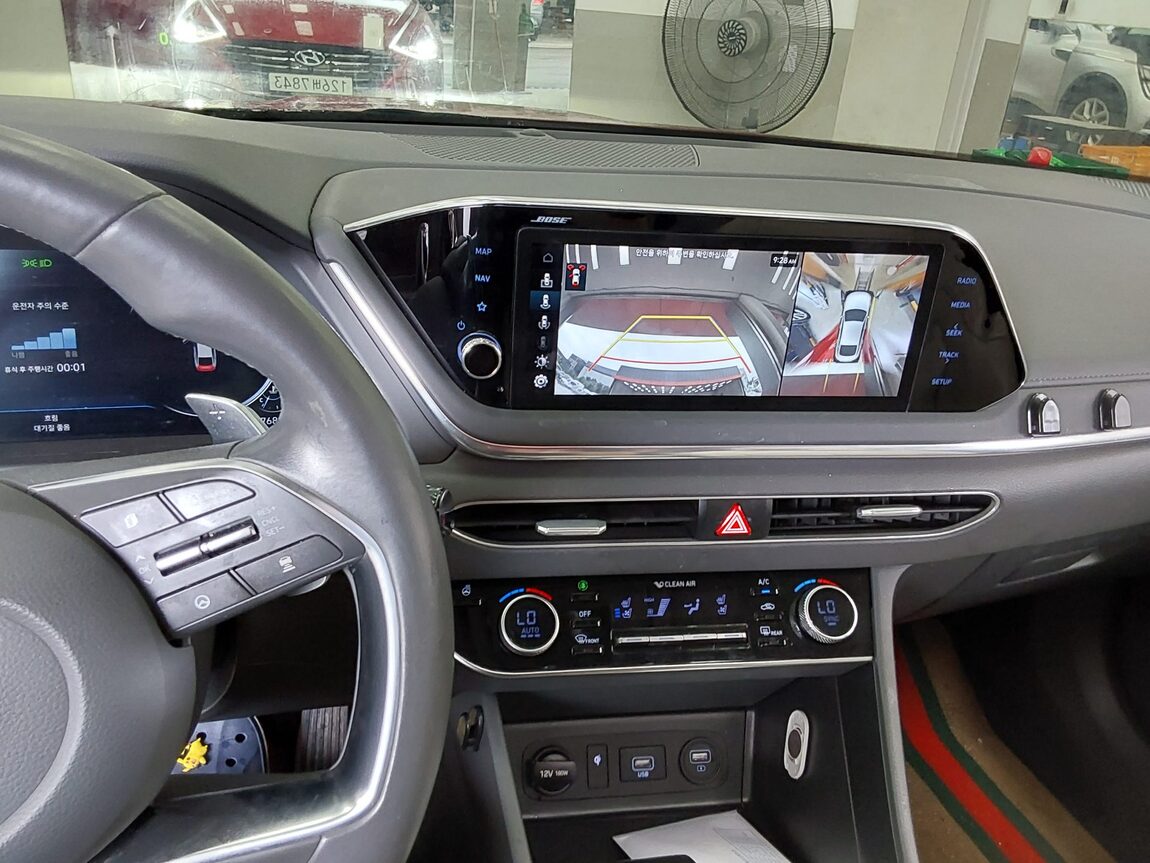 HYUNDAI SONATA (DN8) G2.0 INSPIRATION 2020 - zdjęcie 17