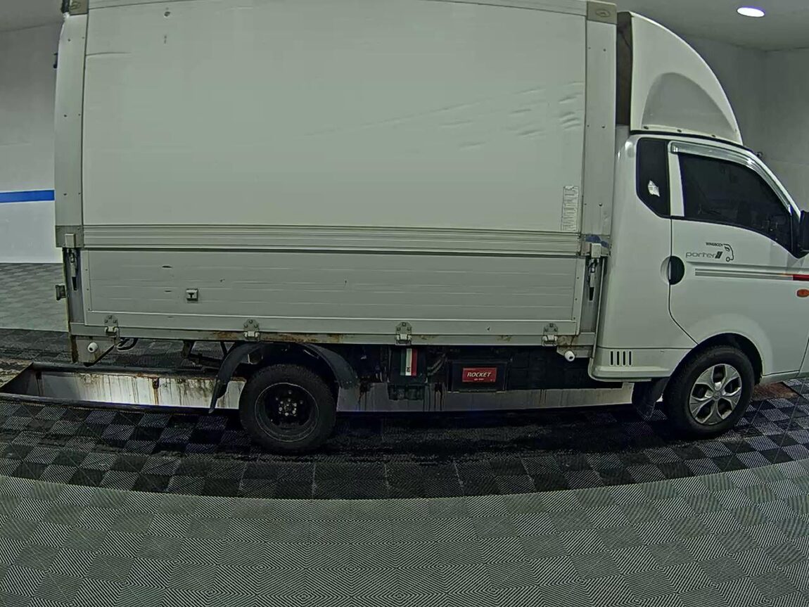 HYUNDAI PORTER II WING BODY ELECTRIC 2023 - zdjęcie 4
