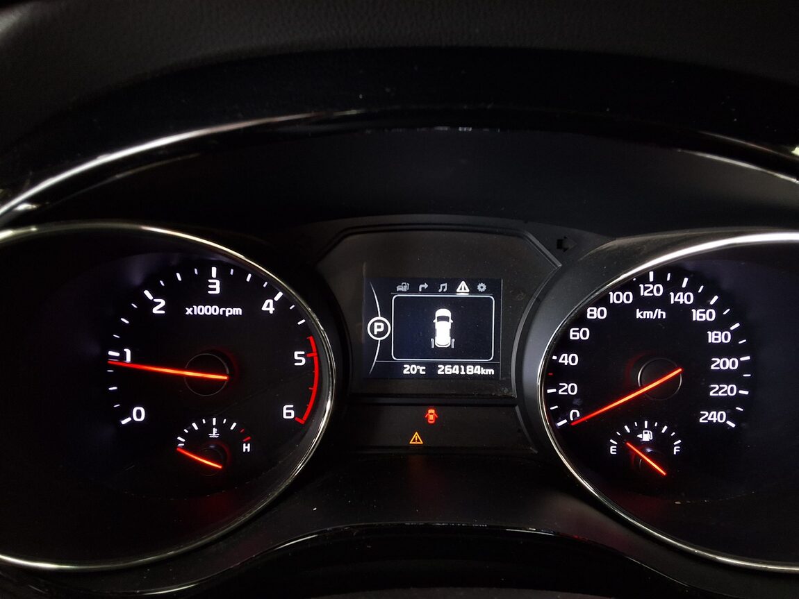 KIA ALL NEW CARNIVAL 9-SEATER DIESEL PRESTIGE 2016 - zdjęcie 10
