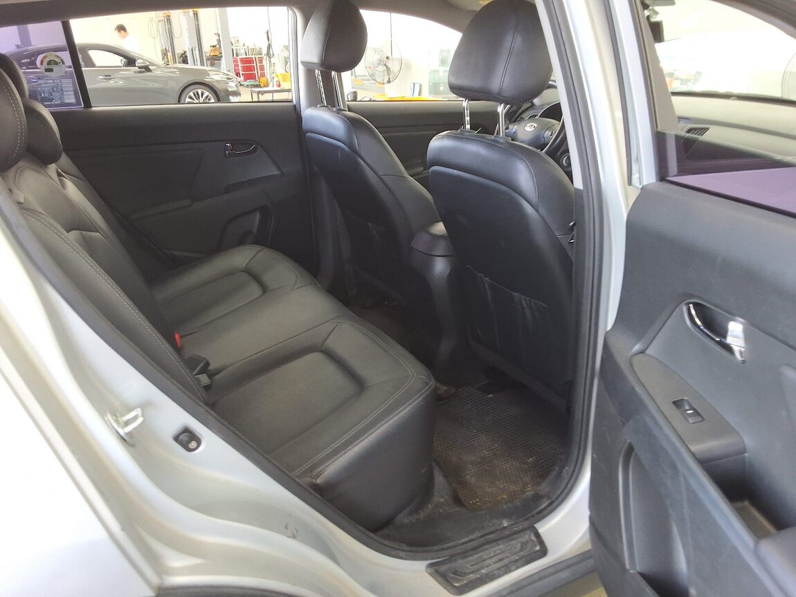 KIA SPORTAGE R DIESEL R2.0 2WD TLX PREMIUM MODEL 2012 - zdjęcie 14