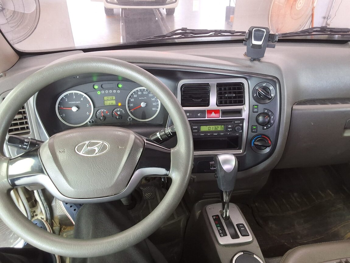 HYUNDAI PORTER II CRDi SUPER CAB EXTRA LONG WHEELBASE SUPER 2017 - zdjęcie 16