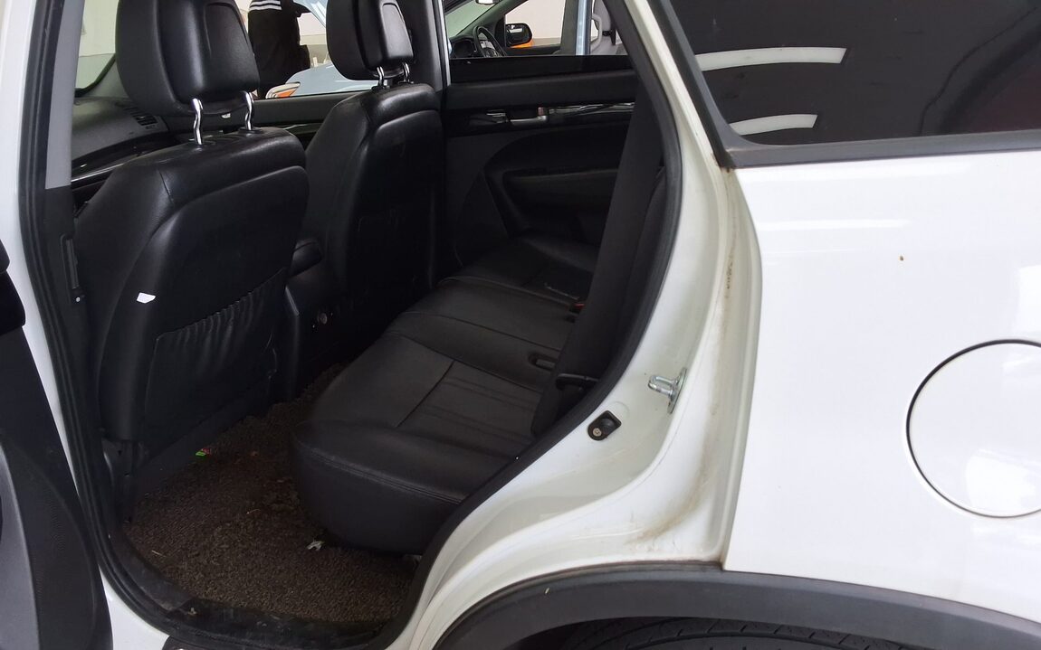 KIA SORENTO R DIESEL 2.2 4WD TLX LUXURY MODEL 2012 - zdjęcie 12