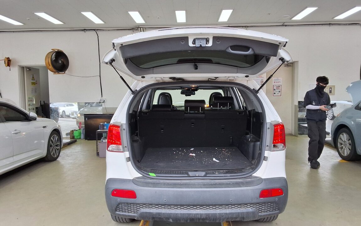 KIA SORENTO R DIESEL 2.2 4WD TLX LUXURY MODEL 2012 - zdjęcie 15