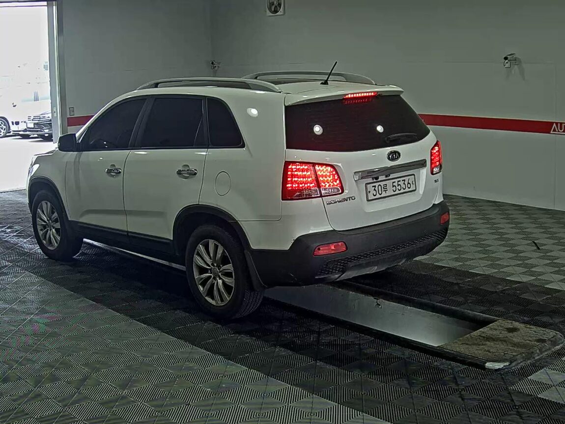 KIA SORENTO R DIESEL 2.2 4WD TLX LUXURY MODEL 2012 - zdjęcie 6