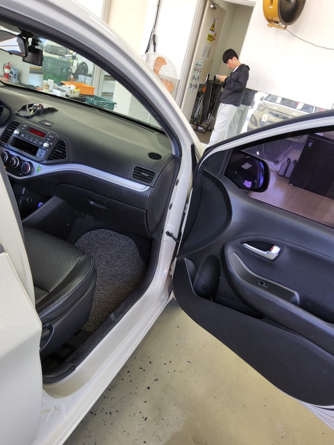 KIA ALL NEW MORNING GASOLINE DELUXE 2015 - zdjęcie 14
