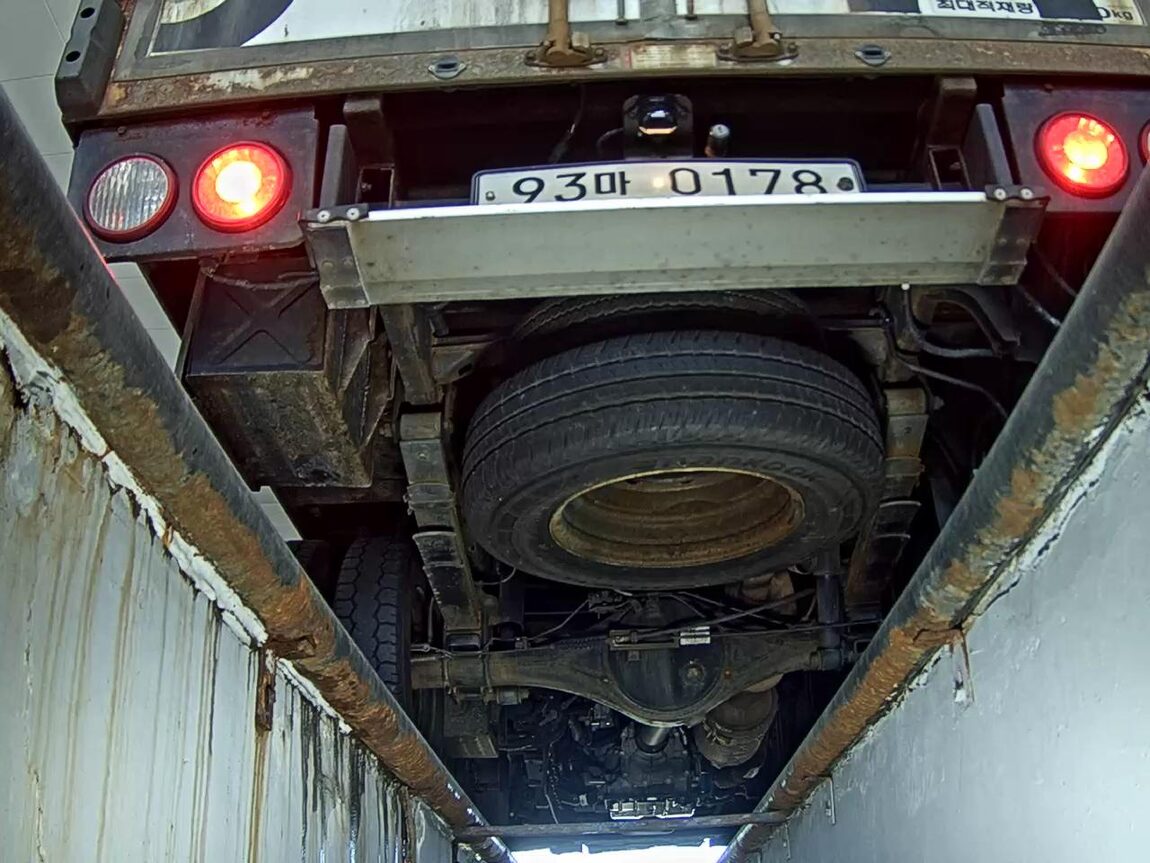 KIA THE NEW BONGO III CARGO BUILT-IN BOX TRUCK PLUS MODEL 2020 - zdjęcie 8